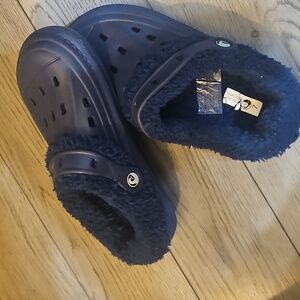 Cozy Navy Women's Slippers with Plush Lining